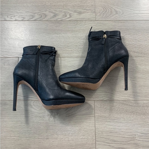 REISS Black Pointed Toe Leather Heeled Ankle Boots - Picture 1 of 11